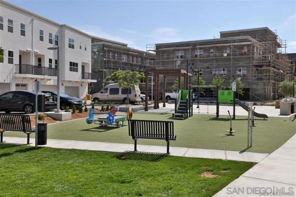 Photo of 1455 Banahaw Way #11, Chula Vista, CA 91915 (MLS # 260013263)