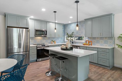 Tiny photo for 3339 Tropicana Dr, Oceanside, CA 92054 (MLS # 250045145)