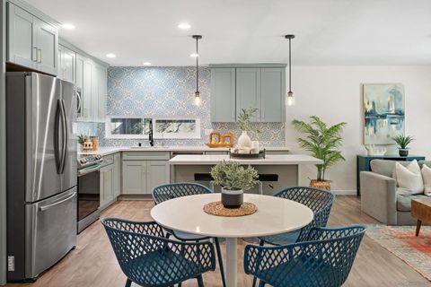 Tiny photo for 3339 Tropicana Dr, Oceanside, CA 92054 (MLS # 250045145)