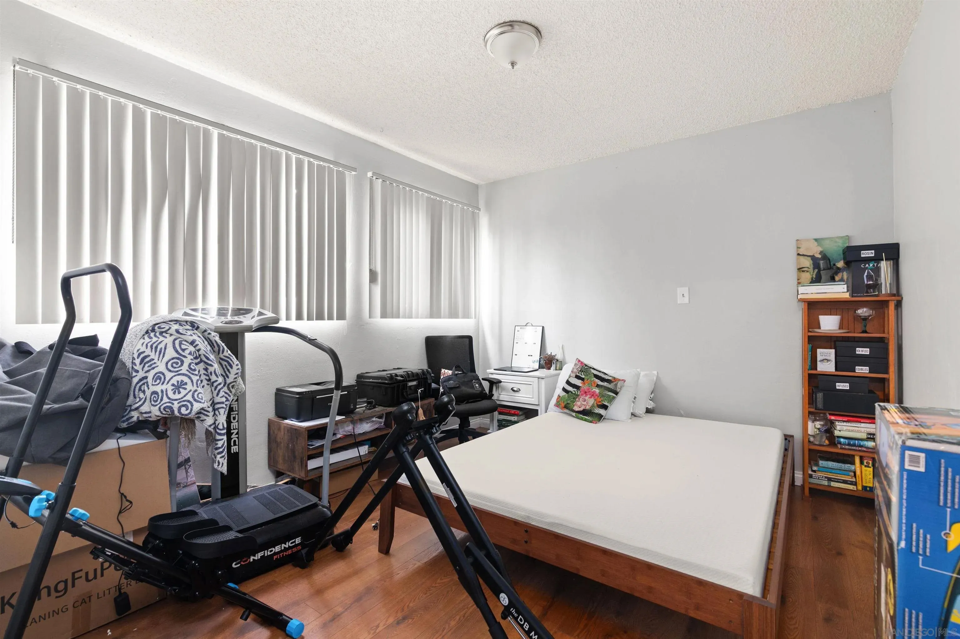 San Diego, California 92109, United States, 5 Bedrooms Bedrooms, ,3 BathroomsBathrooms,Residential,Coming Soon,145300