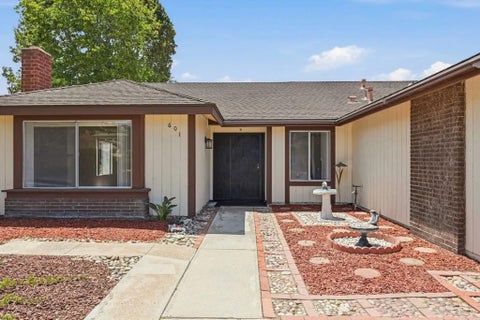 Photo of 601 Cerro Street, Encinitas, CA 92024 (MLS # NDP2605883)