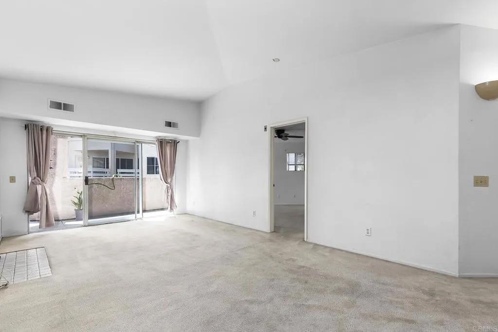 7248 Camino Degrazia 297