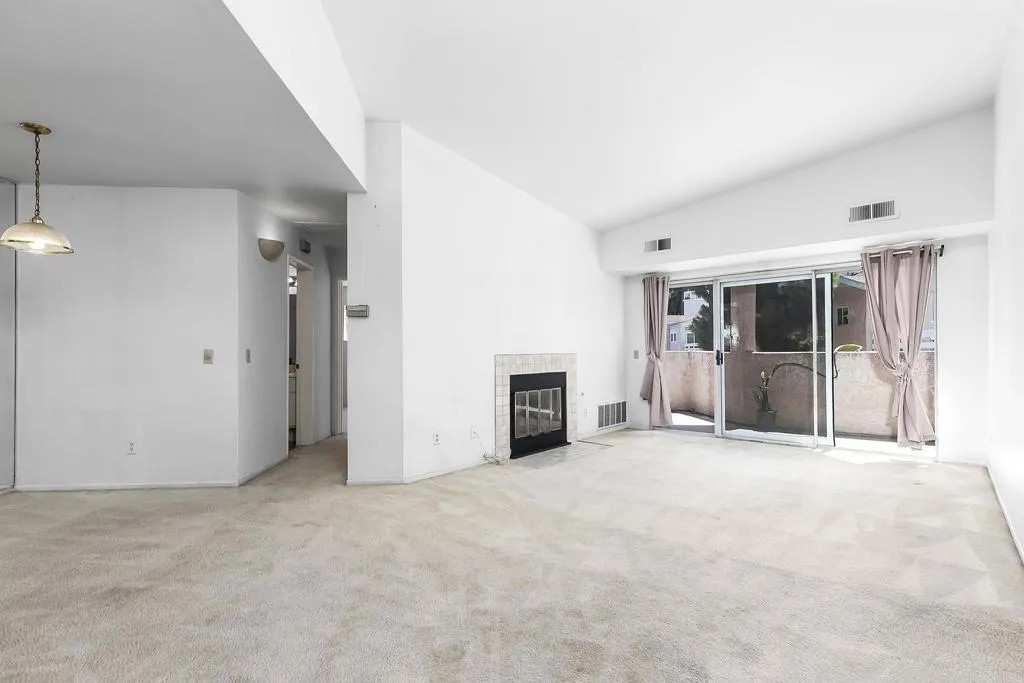 7248 Camino Degrazia 297