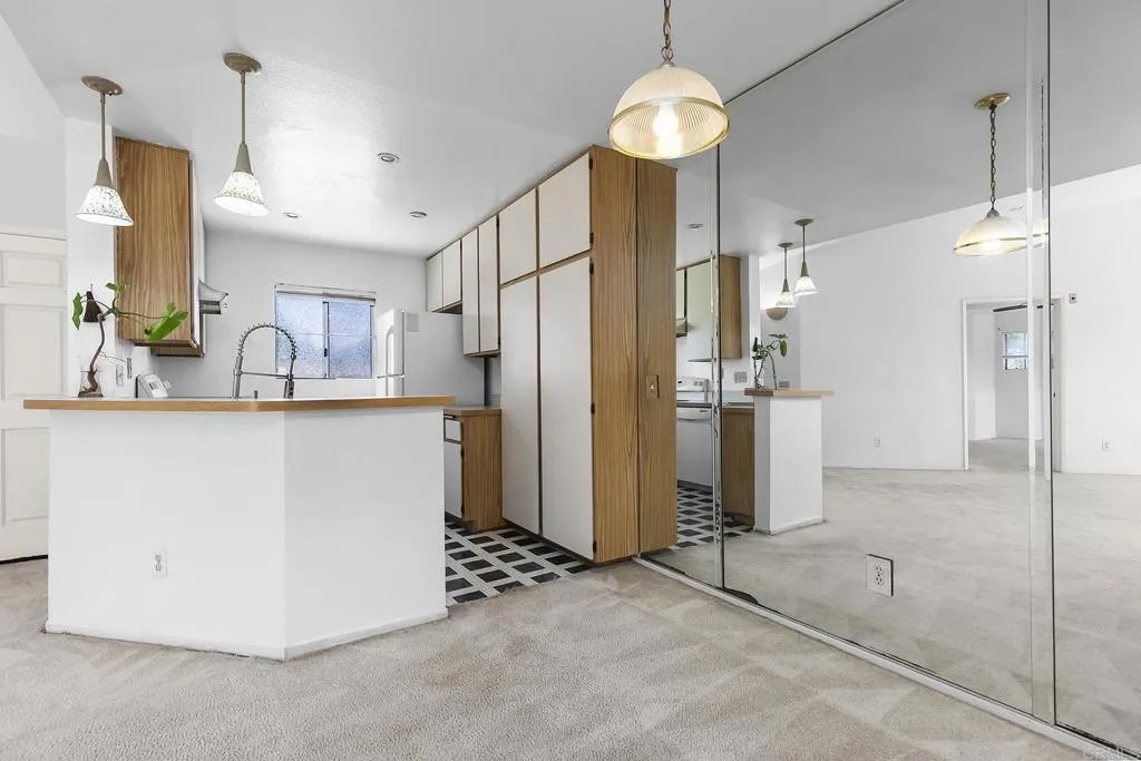 7248 Camino Degrazia 297