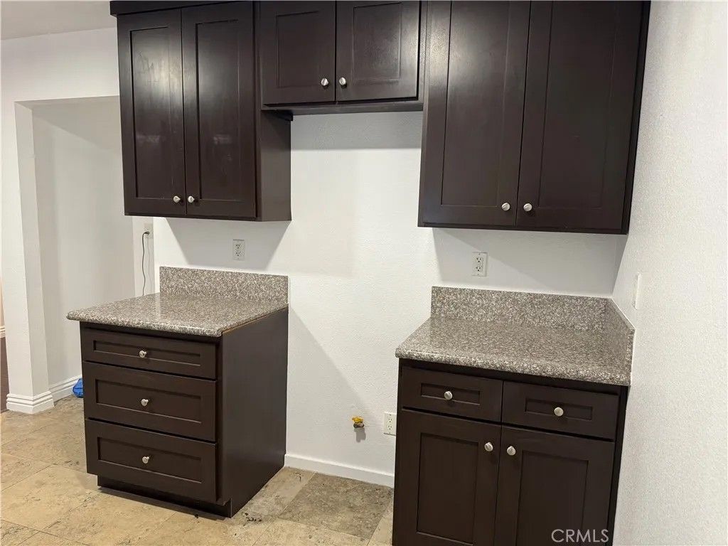 Photo of 847 W Gage Avenue, Los Angeles, CA 90044 (MLS # PW26006937)