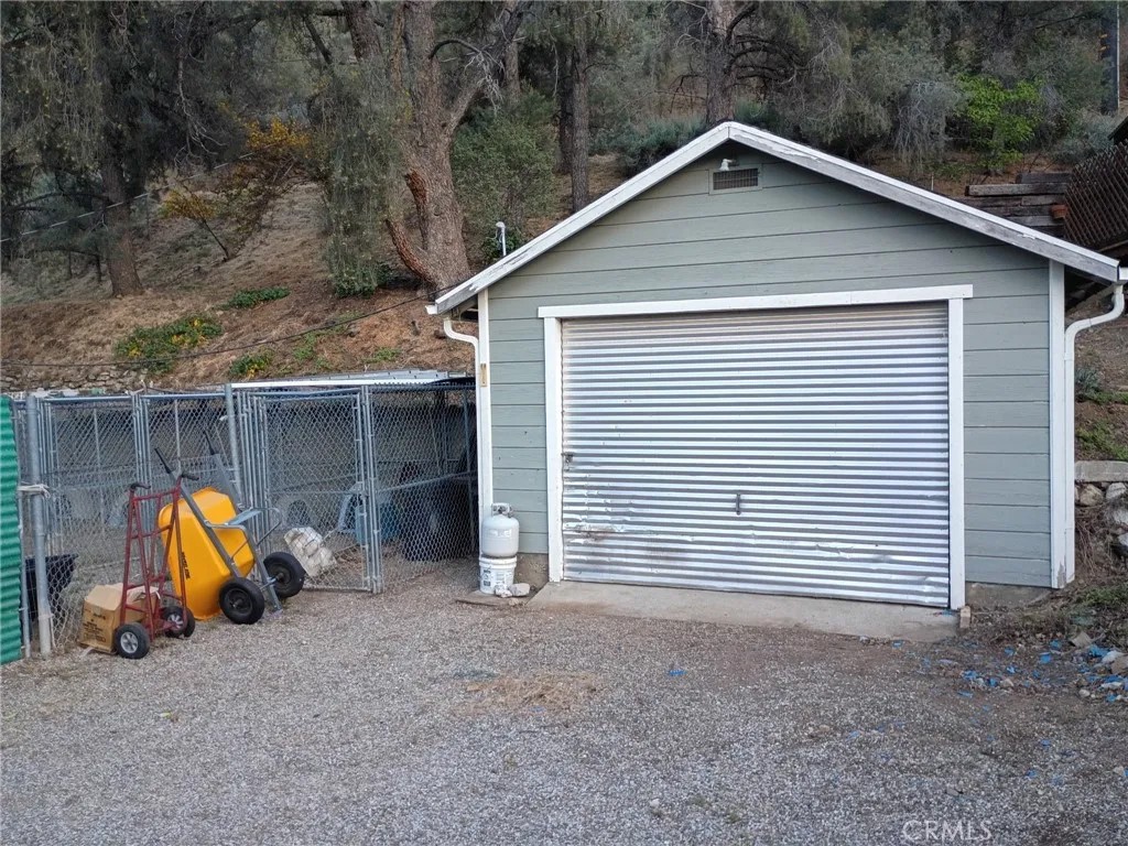 4013 Encino