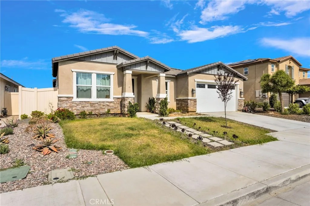 14421 Quincy