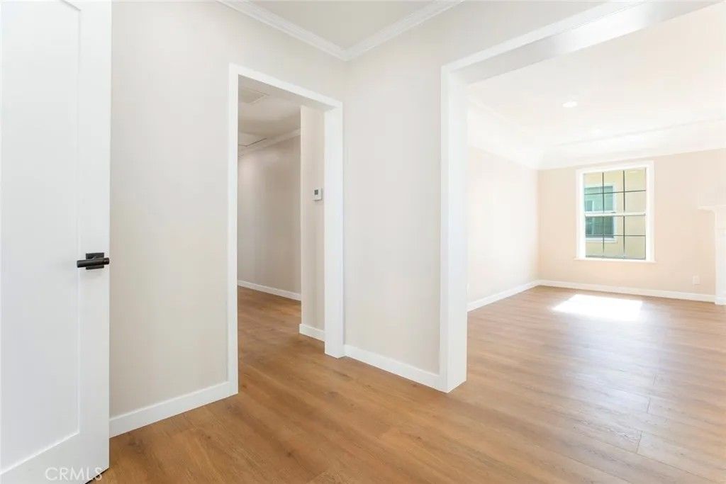 Photo of 741 E Doran St, Glendale, CA 91206 (MLS # GD25240586)