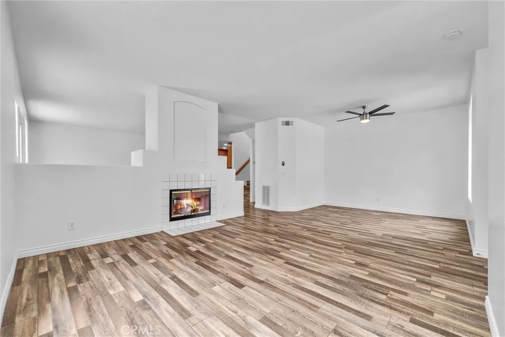 678 Azure Lane 5