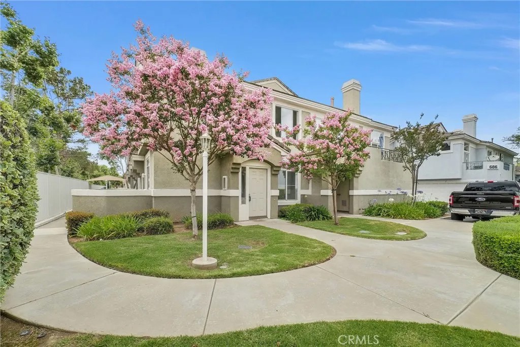 678 Azure Lane 5