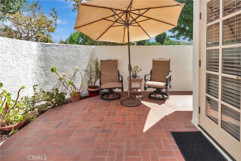 32065 Via Flores