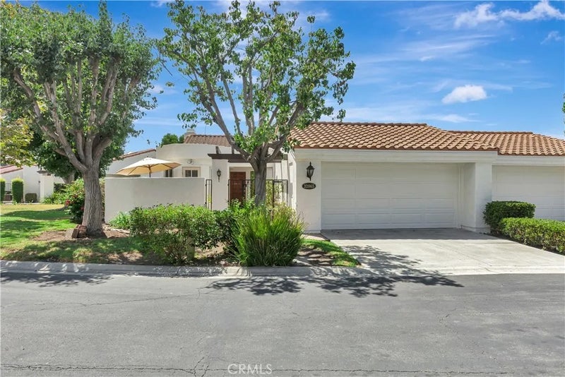 32065 Via Flores