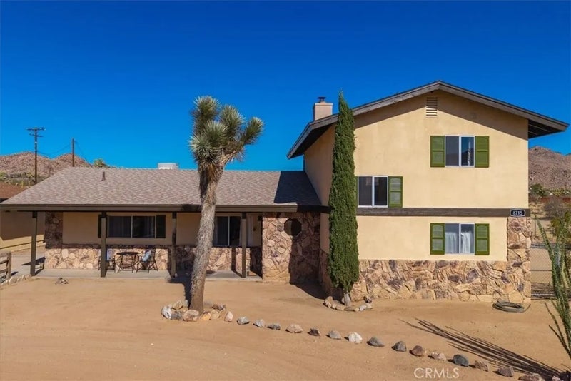 8715 Desert Shadows Road