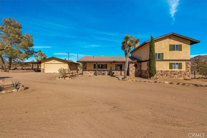 8715 Desert Shadows Road