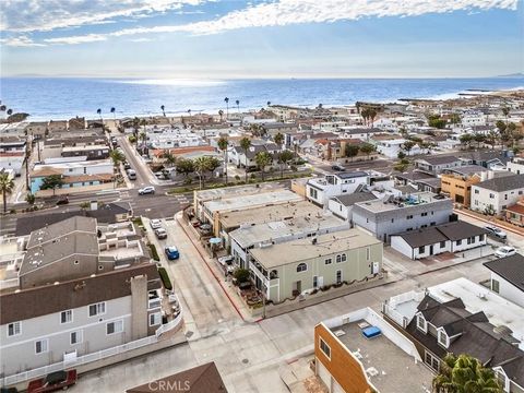 Tiny photo for 213 41st St, Newport Beach, CA 92663 (MLS # NP25236200)