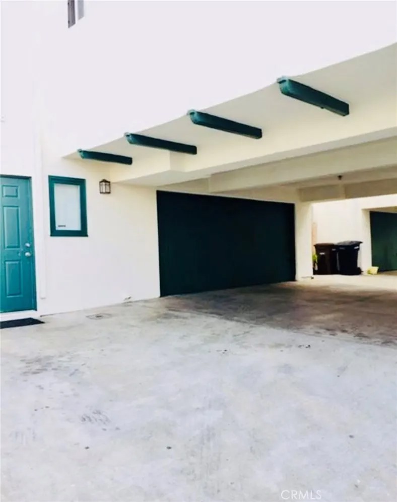 137 W Avenida Florencia