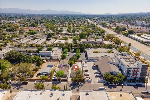 Tiny photo for 6922 Eton Avenue, Canoga Park, CA 91303 (MLS # SB25207602)