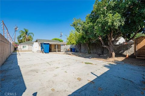 Tiny photo for 6922 Eton Avenue, Canoga Park, CA 91303 (MLS # SB25207602)