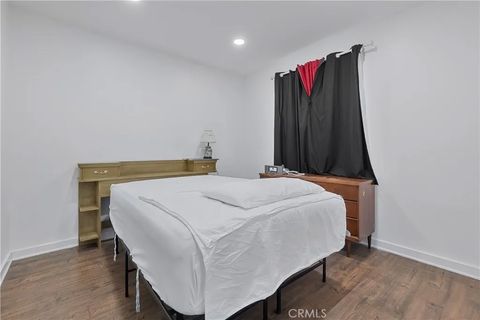 Tiny photo for 6922 Eton Avenue, Canoga Park, CA 91303 (MLS # SB25207602)