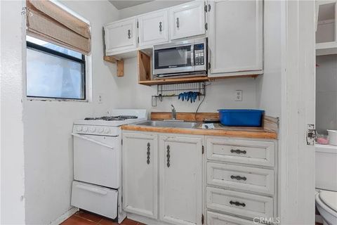 Tiny photo for 6922 Eton Avenue, Canoga Park, CA 91303 (MLS # SB25207602)