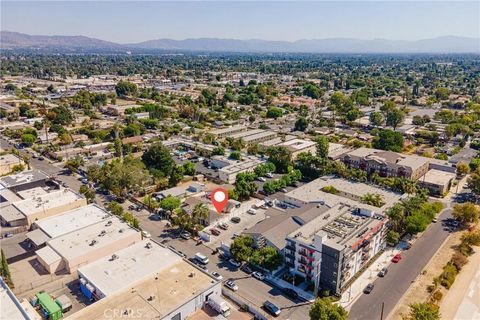 Tiny photo for 6922 Eton Avenue, Canoga Park, CA 91303 (MLS # SB25207602)