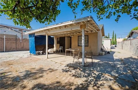 Tiny photo for 6922 Eton Avenue, Canoga Park, CA 91303 (MLS # SB25207602)