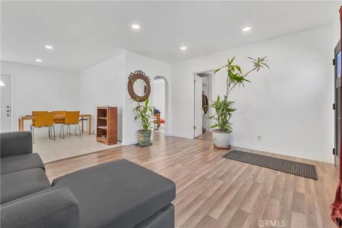 Tiny photo for 6922 Eton Avenue, Canoga Park, CA 91303 (MLS # SB25207602)