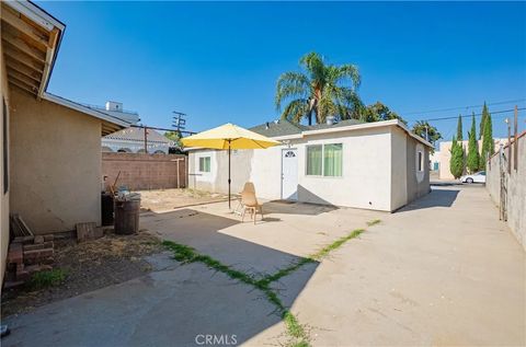 Tiny photo for 6922 Eton Avenue, Canoga Park, CA 91303 (MLS # SB25207602)