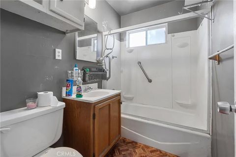 Tiny photo for 6922 Eton Avenue, Canoga Park, CA 91303 (MLS # SB25207602)