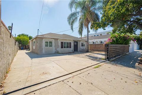Tiny photo for 6922 Eton Avenue, Canoga Park, CA 91303 (MLS # SB25207602)