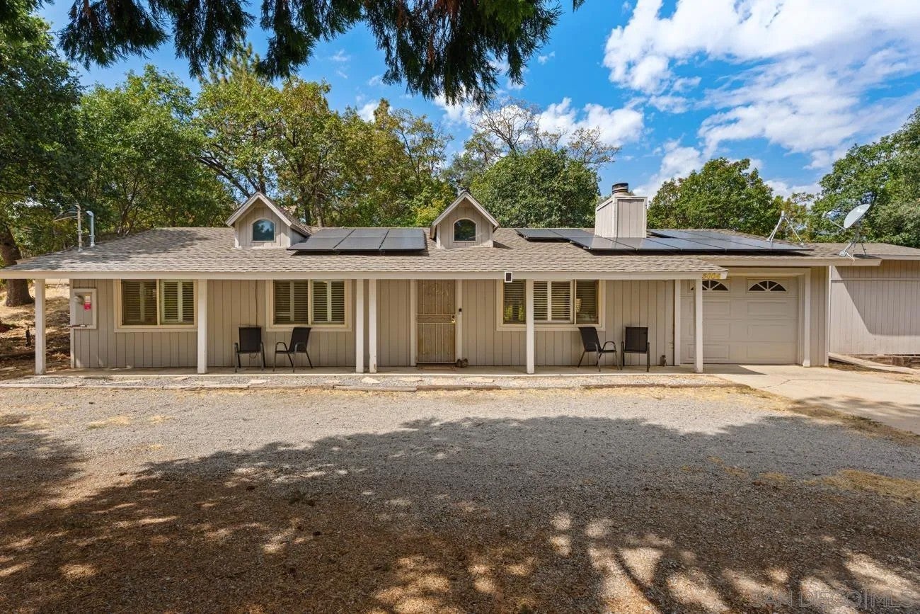 3004 Pine Crest
