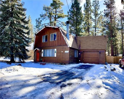 Photo of 404 W Mojave Boulevard, Big Bear Lake, CA 92314 (MLS # PF26009006)