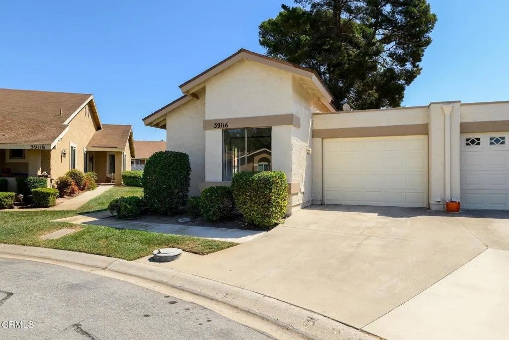 39116 Village 39