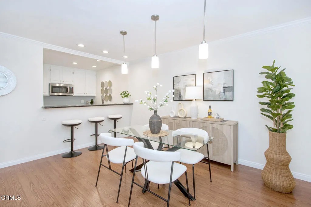 1127 E Del Mar Boulevard 323