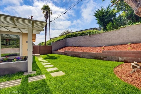 Tiny photo for 27151 Pembina Road, Rancho Palos Verdes, CA 90275 (MLS # SB26119654)
