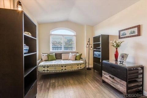 Tiny photo for 2451 Country View Gln, Escondido, CA 92026 (MLS # 250042725)