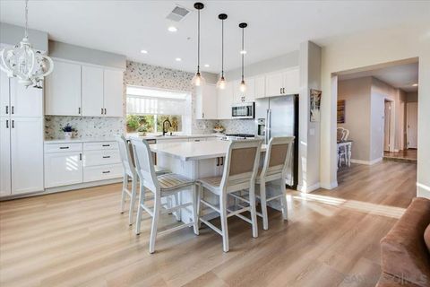 Tiny photo for 2451 Country View Gln, Escondido, CA 92026 (MLS # 250042725)