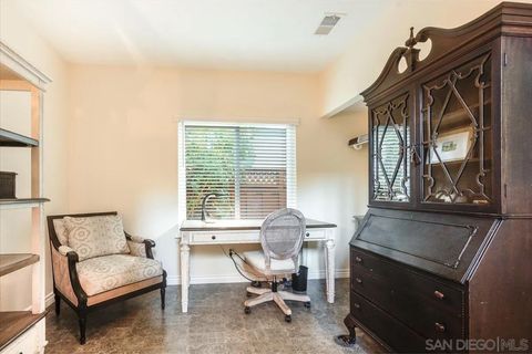 Tiny photo for 2451 Country View Gln, Escondido, CA 92026 (MLS # 250042725)