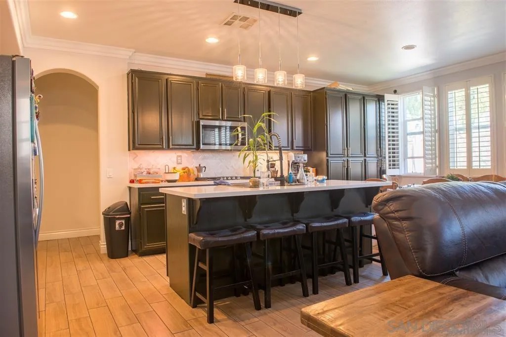 1525 Picket Fence Dr