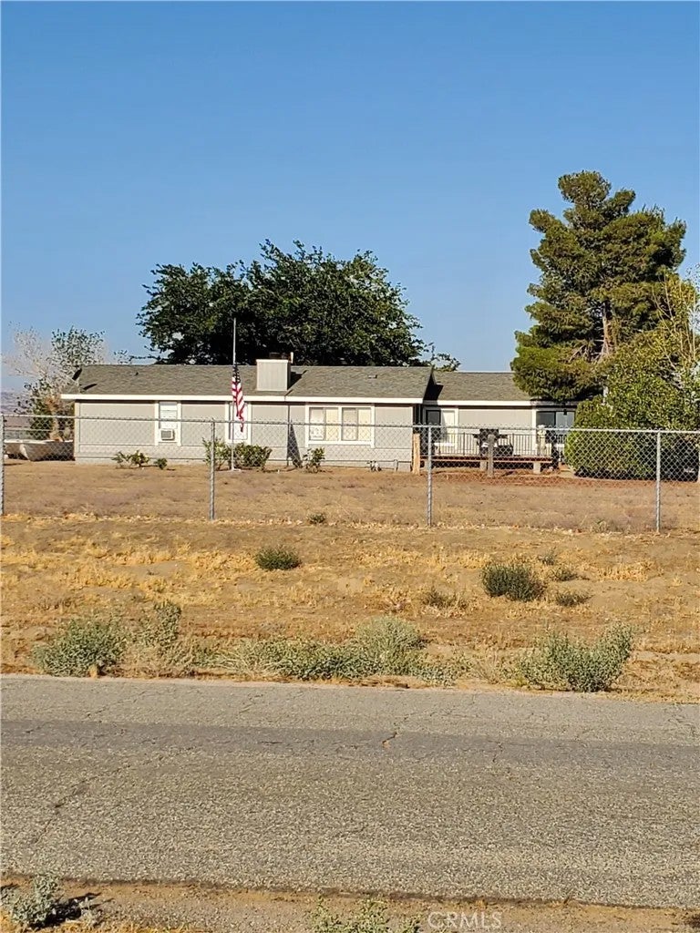 Photo of 255 Avenue B-10, Lancaster, CA 93536 (MLS # DW26224418)