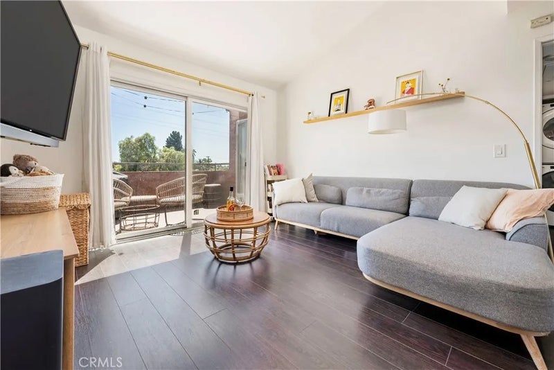 2507 E 15th 301