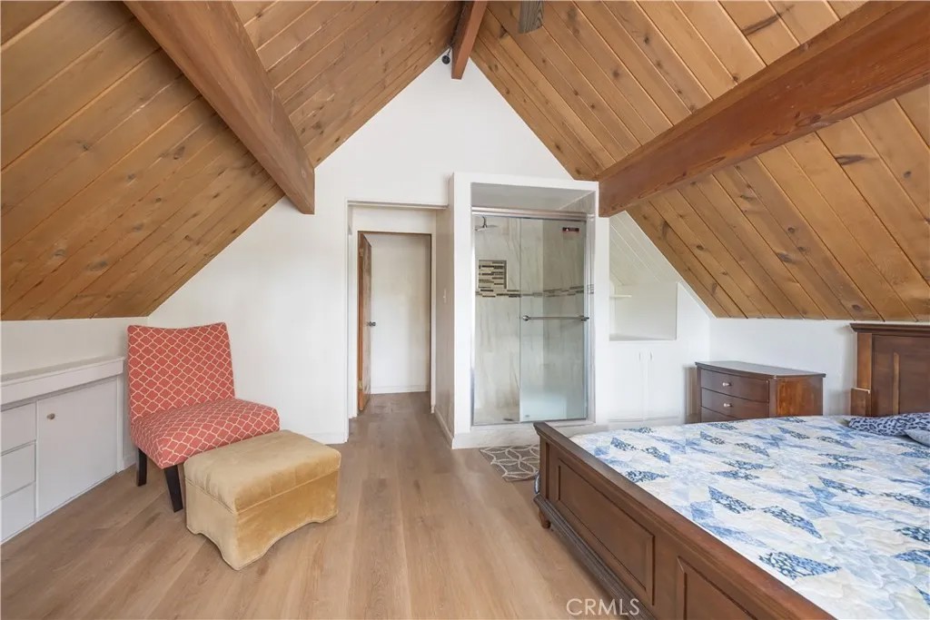 200 E Country Club