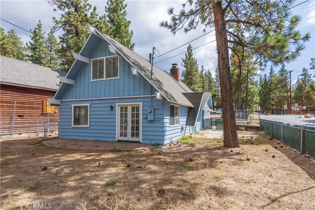 200 E Country Club