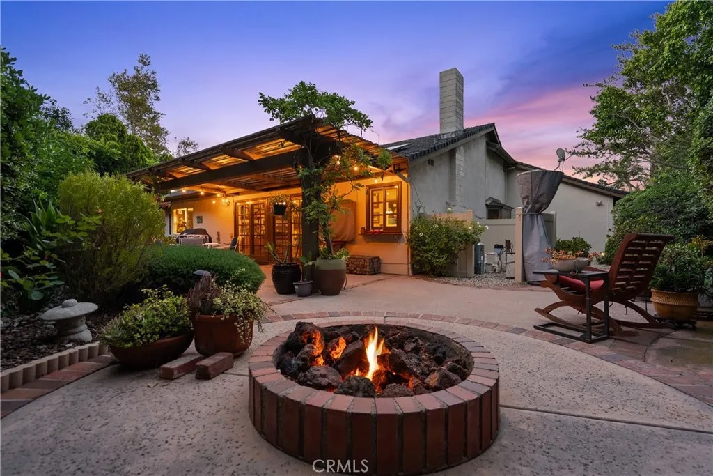 10637 Sylvia Avenue