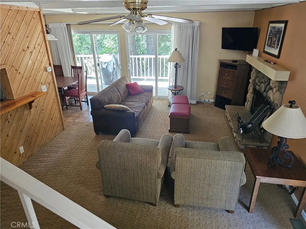 307 Canyon Crest