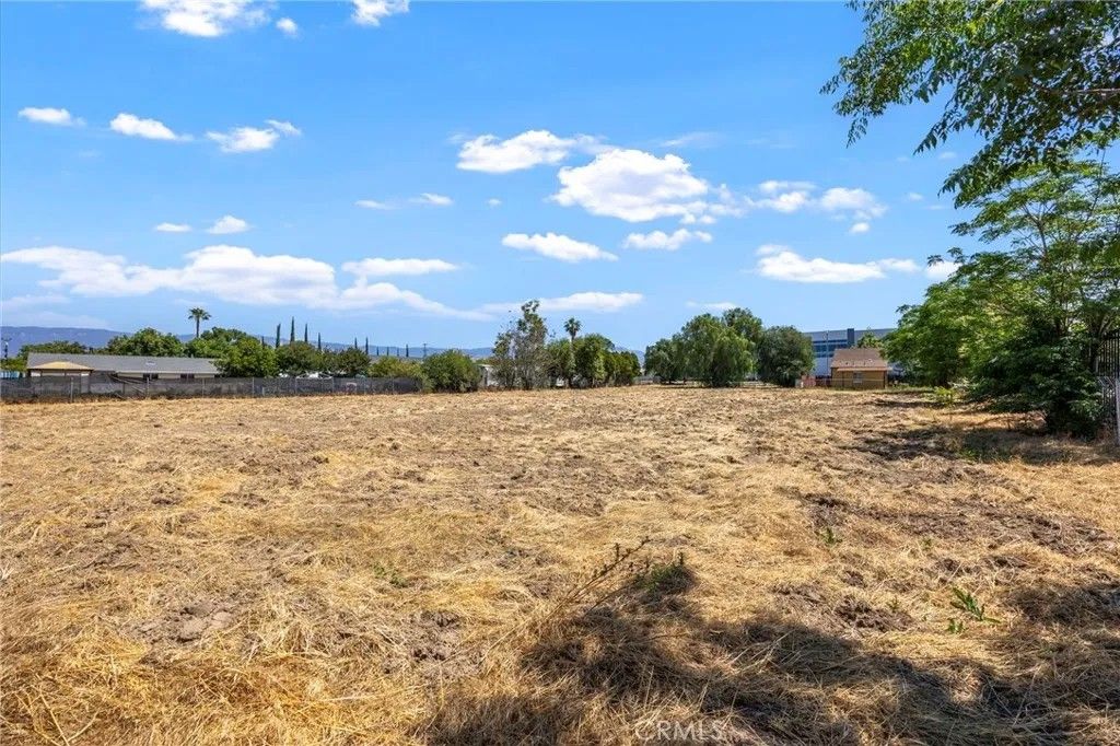 Photo of 0 Waterman, San Bernardino, CA 92408 (MLS # IV26093105)