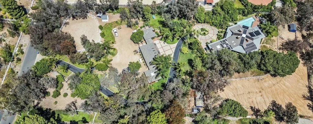 Photo of 7063 Via Mariposa Norte, Bonsall, CA 92003 (MLS # NDP2603682)