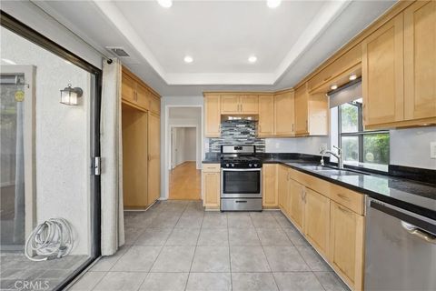 Tiny photo for 23064 Paseo De Terrado #4, Diamond Bar, CA 91765 (MLS # CV25251821)