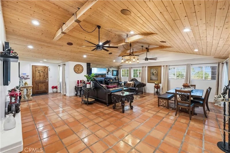 32280 Aliso Canyon