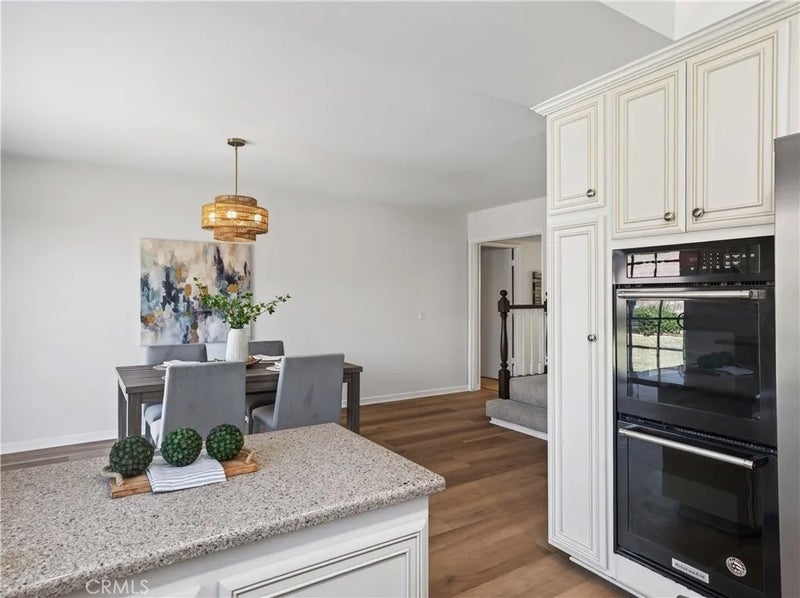 2237 W 231st